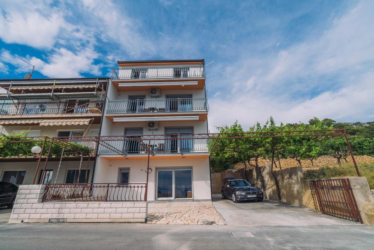 Apartmani Josip ポドストラナ エクステリア 写真