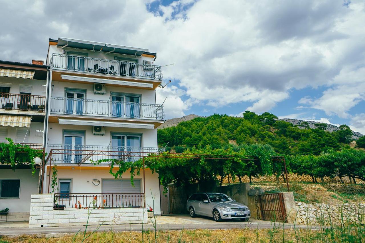 Apartmani Josip ポドストラナ エクステリア 写真